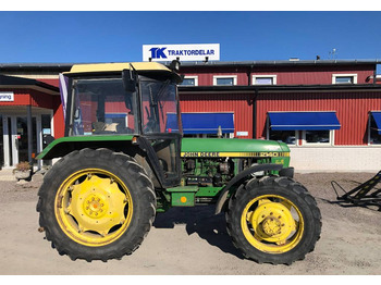 Tracteur agricole JOHN DEERE 2140