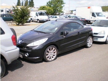 Voiture PEUGEOT 207 HDI CABRIOLET: photos 1