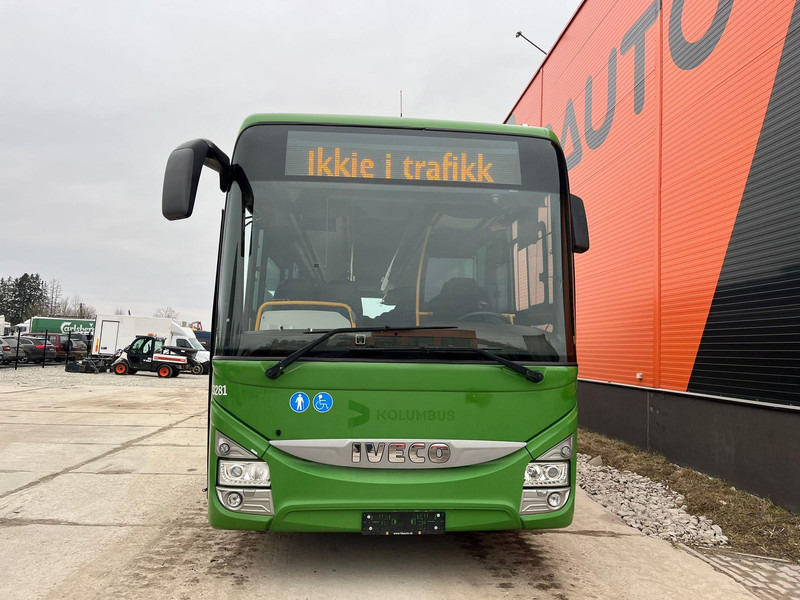 Bus interurbain Iveco Crossway 4x2 56 SEATS / EURO 6 / AC / AUXILIARY HEATING / WHEELCHAIR LIFT: photos 3