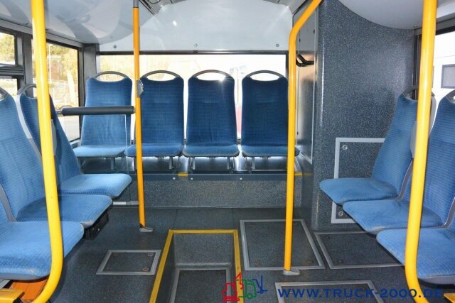 Bus urbain Solaris MAN Urbino 12 40 Sitz-& 63 Stehplätze Dachklima: photos 6