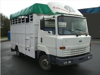 NISSAN L35 08 - Camion fourgon