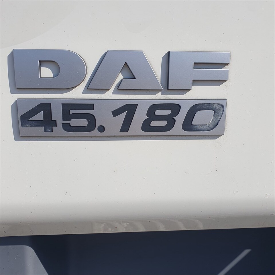 DAF 45.180 — crédit-bail DAF 45.180: photos 42