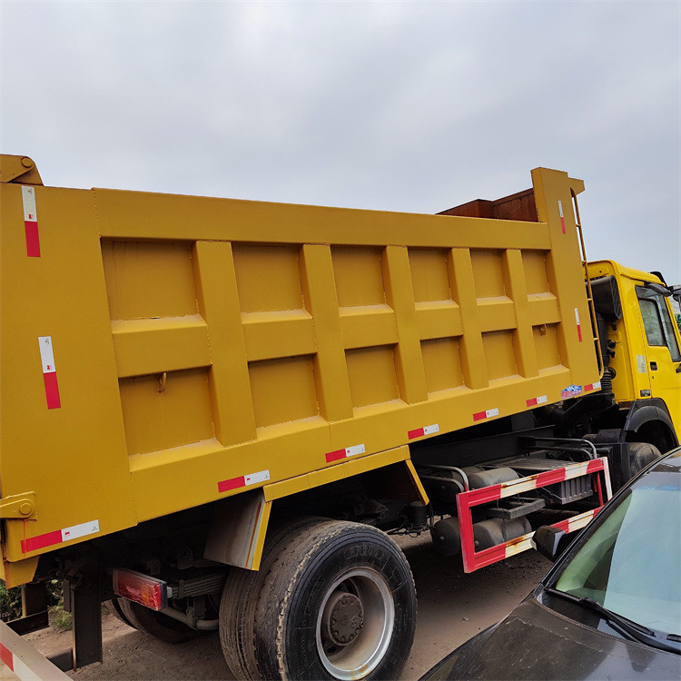 Camion benne HOWO HOWO6x4 336 -Yellow Tipper: photos 8
