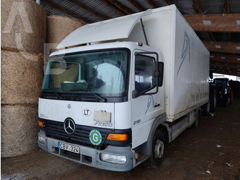 Camion bétaillère Mercedes-Benz 815: photos 1