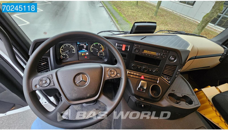 Camion citerne pour transport de carburant neuf Mercedes-Benz Arocs 3340 6X4 20.000ltr Fuel tanker ADR EURO 3: photos 17