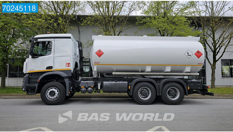 Camion citerne pour transport de carburant neuf Mercedes-Benz Arocs 3340 6X4 20.000ltr Fuel tanker ADR EURO 3: photos 6