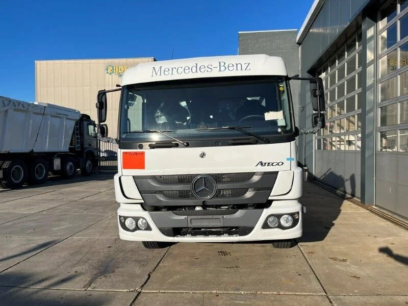 Camion citerne pour transport de carburant neuf Mercedes-Benz Atego 1418 4x2 Fuel Tank Truck: photos 9