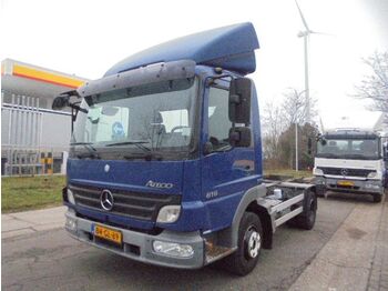 Camion porte-conteneur/ Caisse mobile Mercedes-Benz Atego 816: photos 1