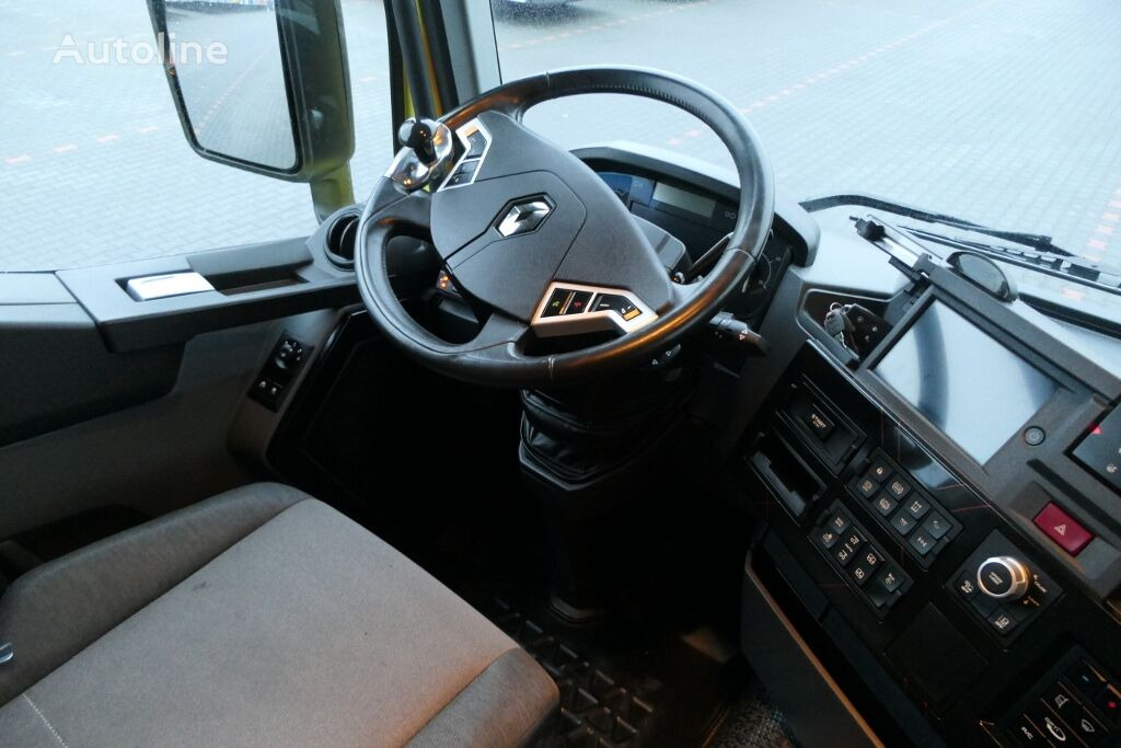 Camion à rideaux coulissants neuf Renault T 460 / CURTAINSIDER - 60 M3 / 6X2 / L: 9,15 M / NEW MODEL / NAV: photos 42