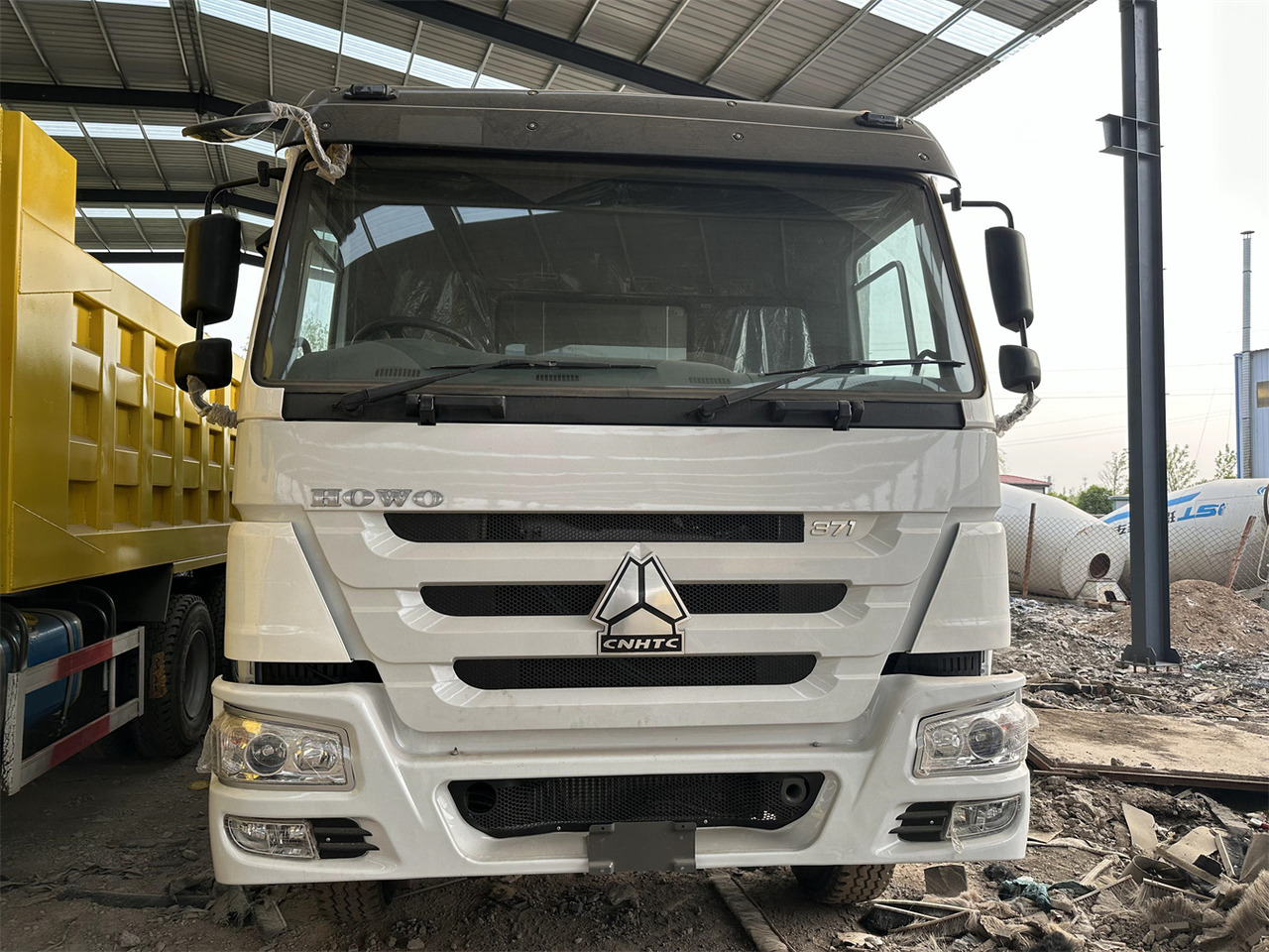 Camion benne pour transport de silo SINOTRUK HOWO Dump truck 371 6x4: photos 3