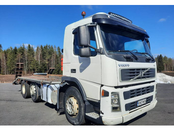 Volvo FM 13 400  - Camion porte-voitures: photos 2