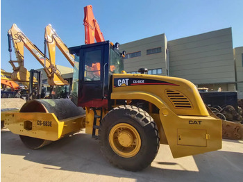 Compacteur à pieds de mouton/ Monocylindre CATERPILLAR