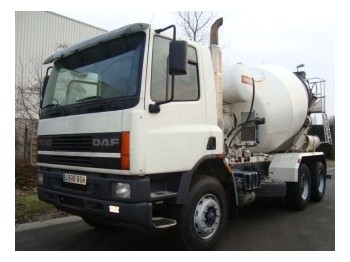 DAF CF75-320 6X4 EURO 2 - Camion malaxeur