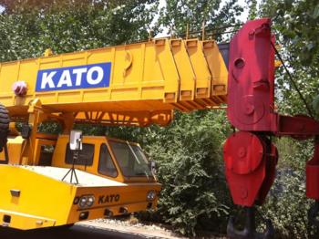 Kato Kato - Grue mobile