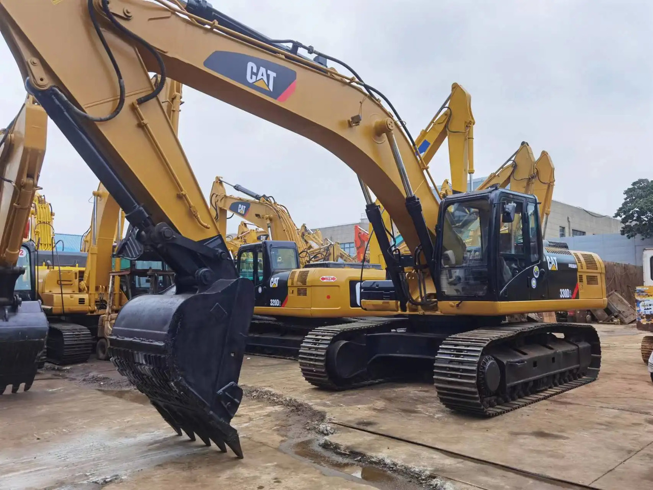 Pelle sur chenille Hot sale Used CAT 330DL Excavator CAT 330DL made in Japan in good Working Condition in stock on: photos 4