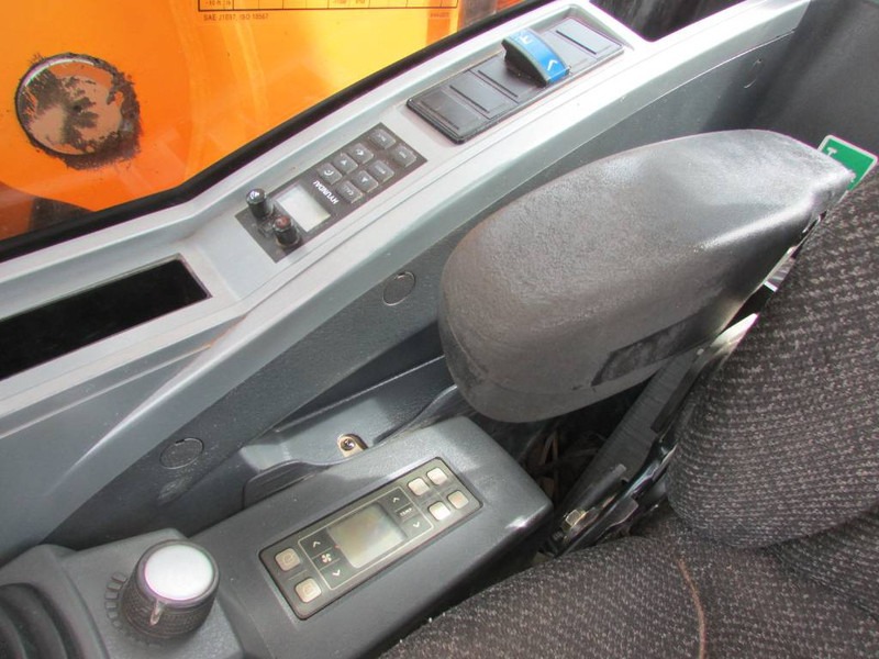 Pelle sur chenille Hyundai HX 145 LCR Kettenbagger 62.500 EUR net: photos 17