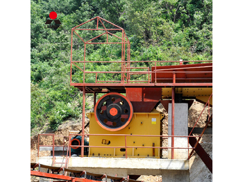Concasseur à mâchoires neuf LIMING Large PE 600x900 Gold Ore Jaw Crusher Machine With Vibrating Screen: photos 2