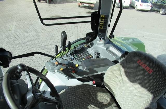 Tracteur agricole CLAAS Arion 620 CIS: photos 45
