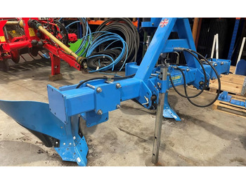 Standen BFS 2 furet - Charrue