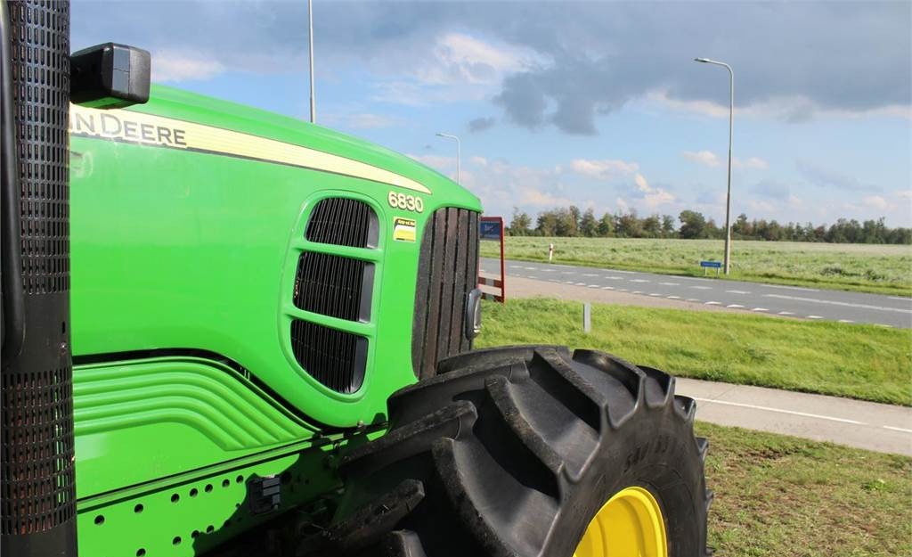Tracteur agricole John Deere 6830: photos 3