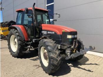 Tracteur agricole New Holland M 100: photos 1