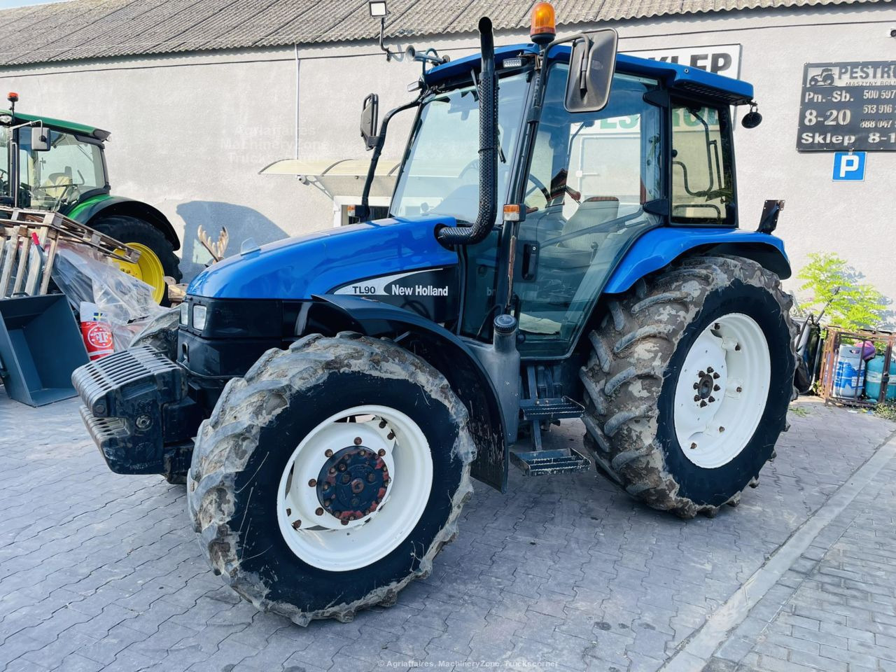 Tracteur agricole New Holland TL90: photos 2