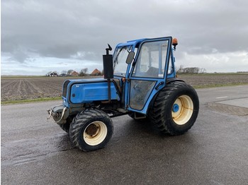 Tracteur agricole Renault 70-14: photos 1