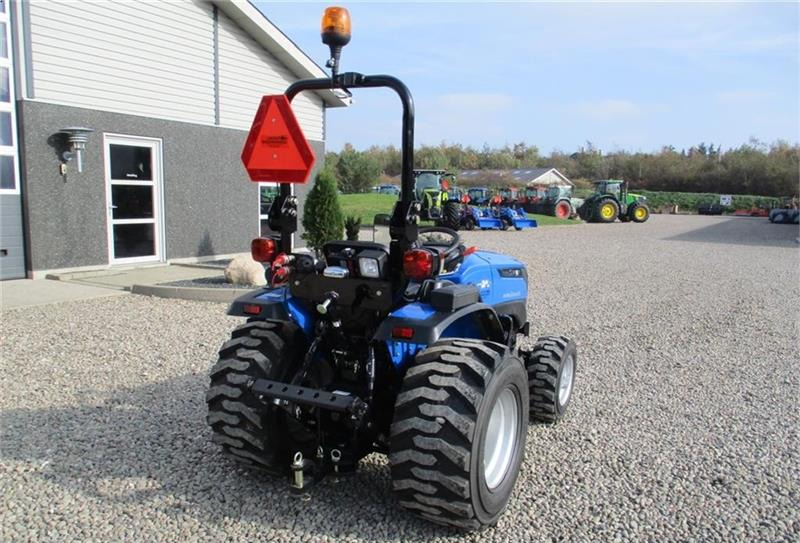 Tracteur agricole Solis 26 6+2 gearmaskine med Servostyrring og Industri h: photos 14