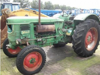 Deutz 8005 - Tracteur agricole