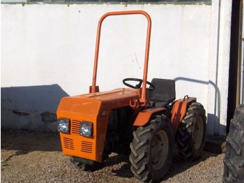 GOLDONI TR926 GOLDONI
 - Tracteur agricole