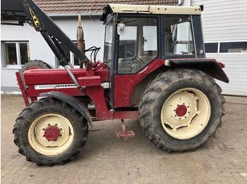 IHC 844 AS  - Tracteur agricole