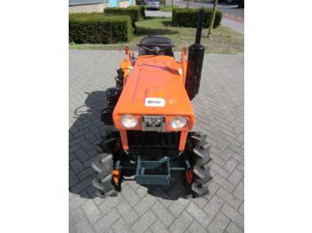 Kubota B6001 4x4 Top Zustand /Co - Tracteur agricole