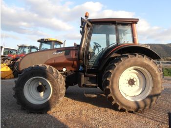 VALTRA T121H - Tracteur agricole
