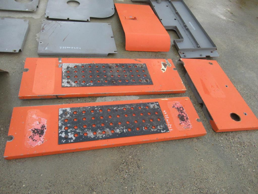 Portière et pièces pour Engins de chantier Hitachi ZX470LCH-3 -: photos 5