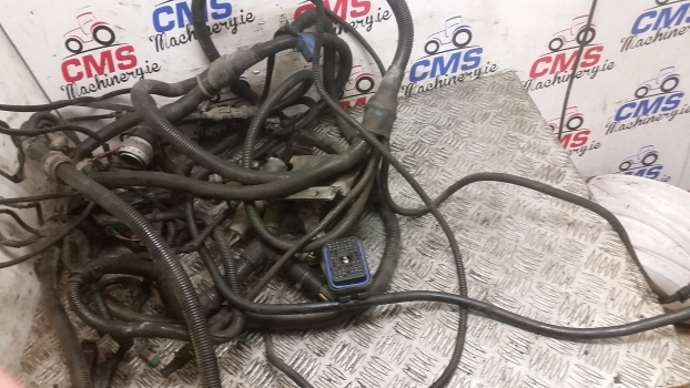 Câble/ Fil pour Tracteur agricole Landini Mythos Series 115 Cab Electrical Wiring Loom: photos 2