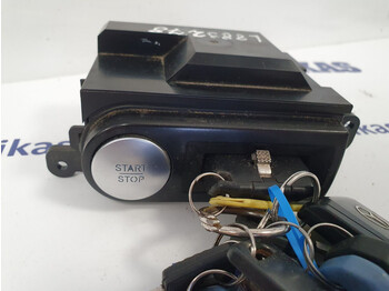 Pièces de rechange pour Camion Mercedes-Benz ignition lock with keys: photos 2