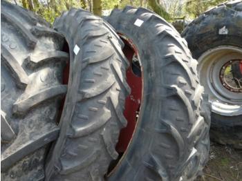 Kleber 12,4 R46 - Pneu