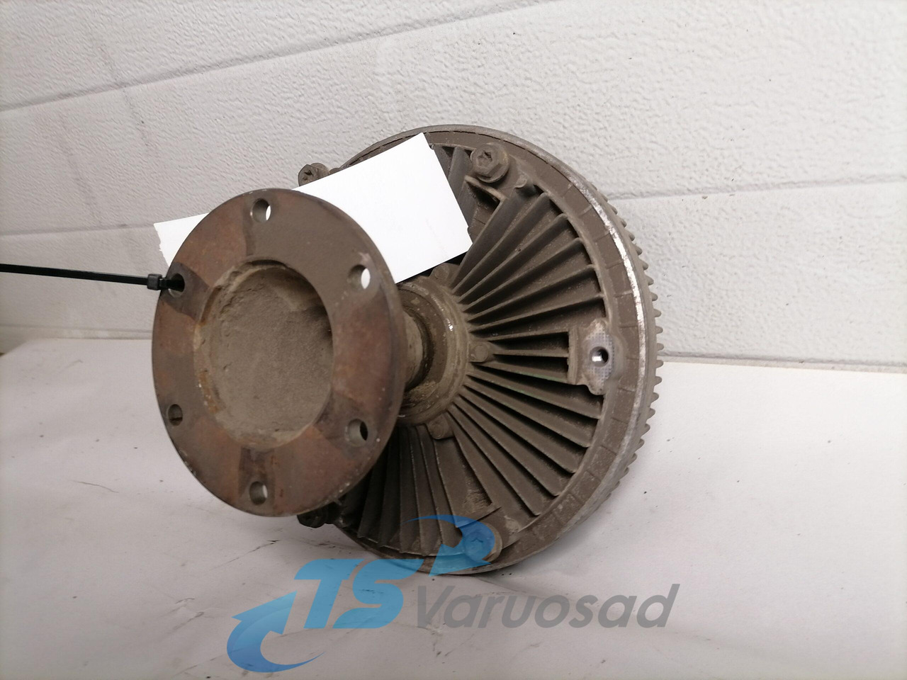 Ventilateur pour Camion Scania Cooling fan 1404903: photos 2