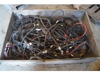 Câble/ Fil VOLVO FM4 4x2 air/air / Complete chassis harness / WORLDWIDE DELIVERY  for VOLVO FM4 4x2 EURO 6: photos 1