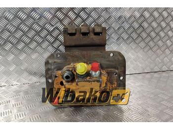 International Harvester 662393093 - valve hydraulique