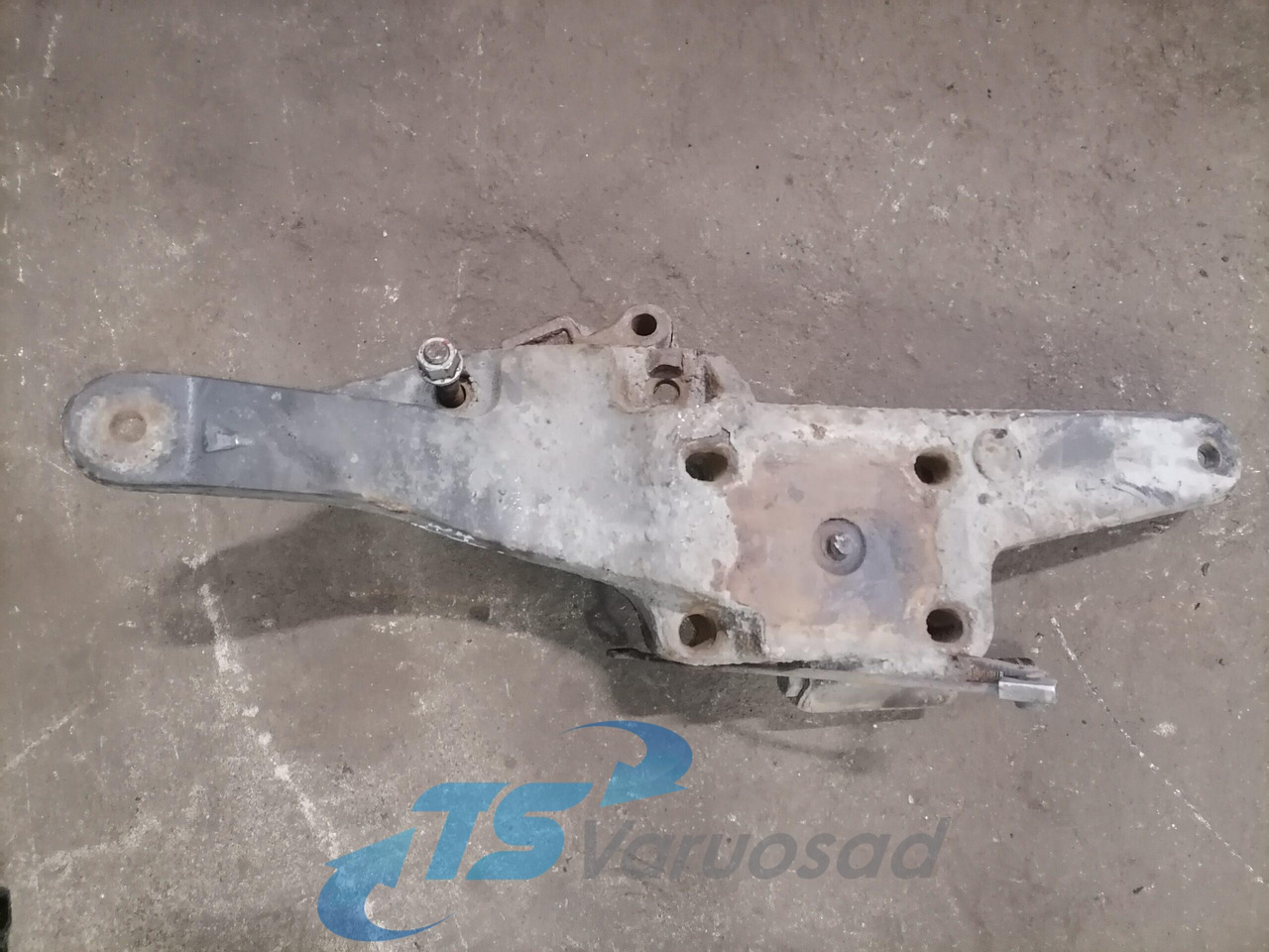 Essieu et pièces pour Camion Volvo Air suspension bracket 20704076: photos 5