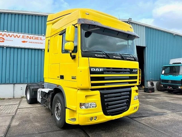 Tracteur routier DAF XF 105.460 SPACECAB WITH HYDRAULIC KIT (ZF16 MANUAL GEARBOX / HYDRAULIC KIT / FRIDGE / EURO 5 / AIRCONDITIONING): photos 3