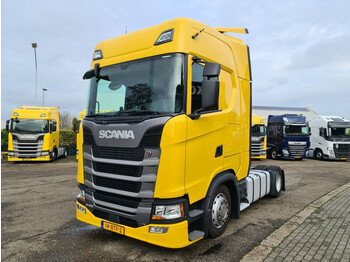 Tracteur routier Scania S450: photos 1
