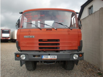  TATRA 6x6 - Tracteur routier