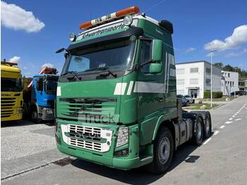 Tracteur routier Volvo - FH16 700: photos 1
