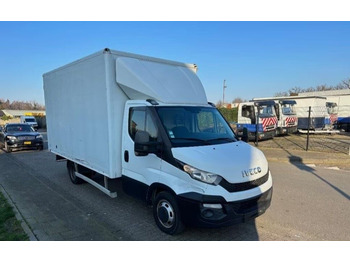 Fourgon grand volume IVECO Daily 35C15