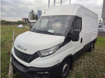 Transport de personnes IVECO Daily 35s16