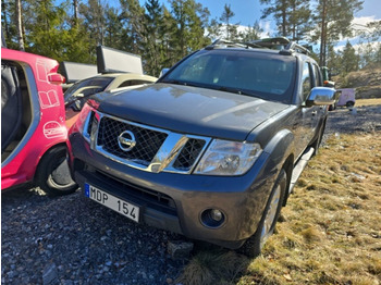 Pick-up NISSAN