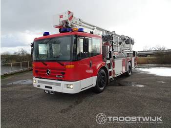 Camion de pompier Mercedes-Benz Econic Bronto Skylift: photos 1