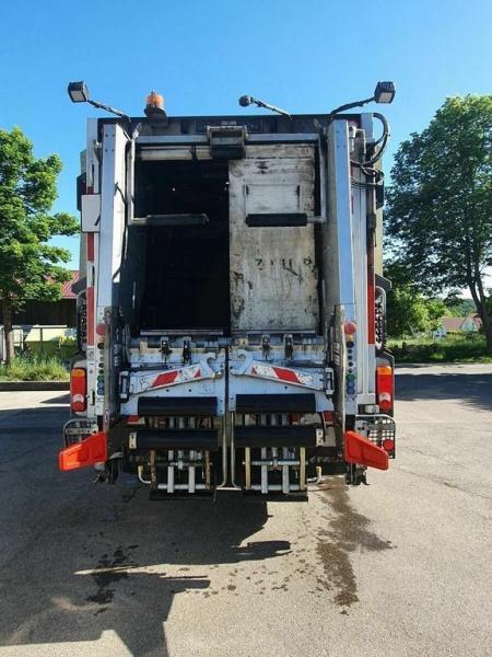 Benne à ordures ménagères Scania P 410 LB 8x2*6 MNA VARIOPRESS ZÖLLER DELTA 2301: photos 6